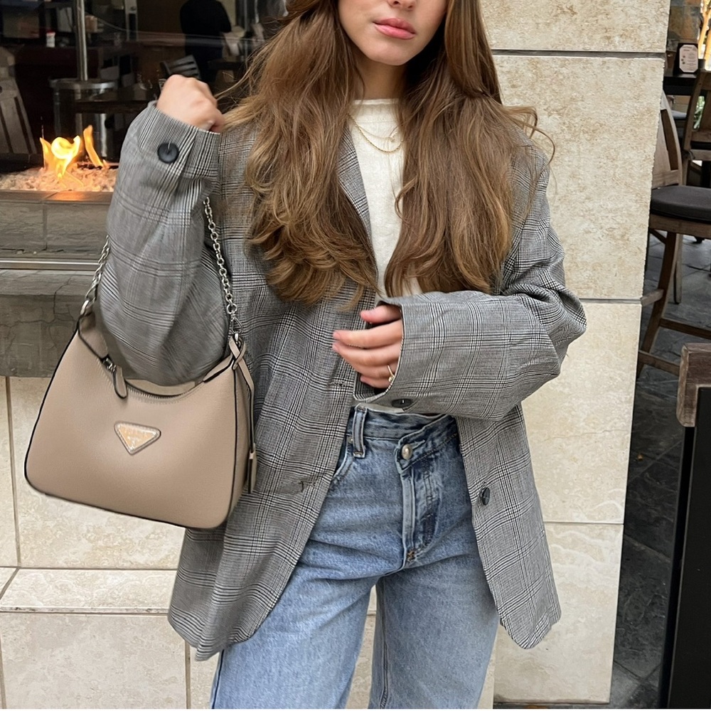 Gray Plaid Oversized Blazer - Picture 7 of 11